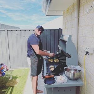 Meet your Posher, Tom